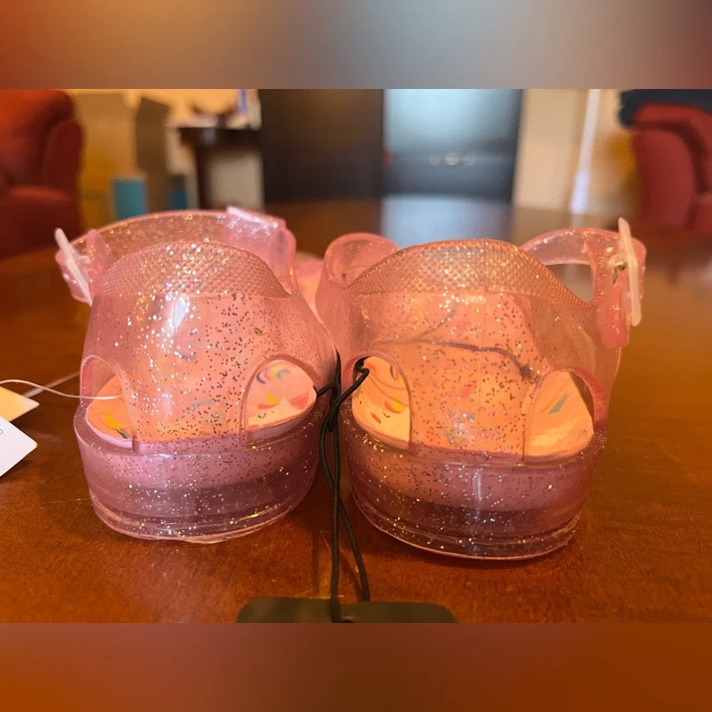 Toddler jelly pink sandals w/glitter sparkles. Unicorn pattern on insole. Sz 10